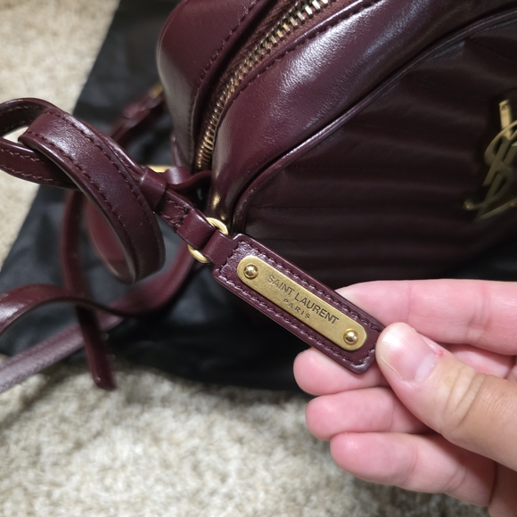 Saint Laurent Burgundy Quilted Crossbody Bag - Picture 3 of 9